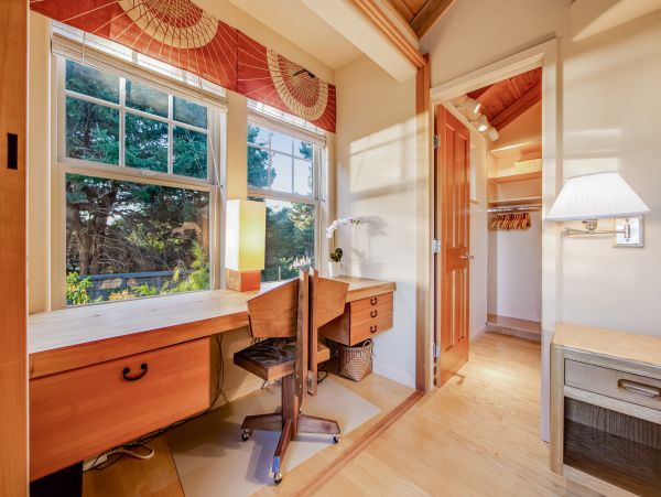 Sonoma County Home 984404