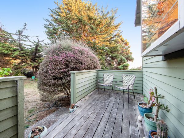 Sonoma County Home 984404