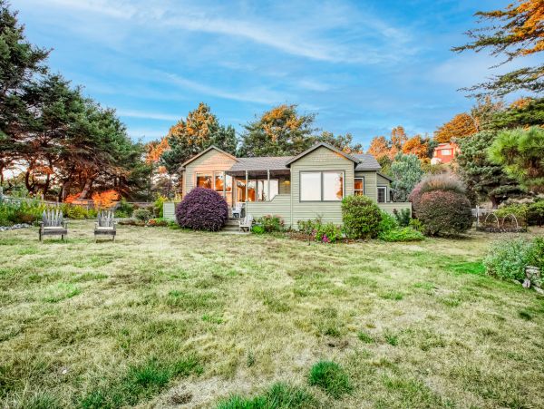Sonoma County Home 984404