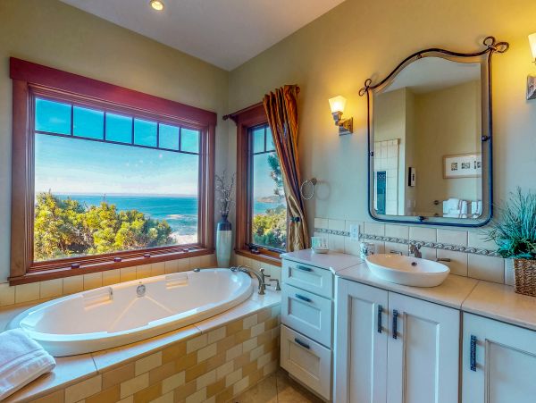 Sonoma County Home 984405
