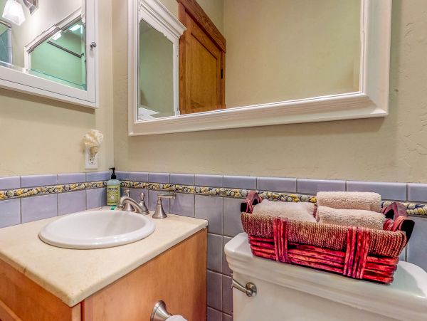 Sonoma County Home 984405