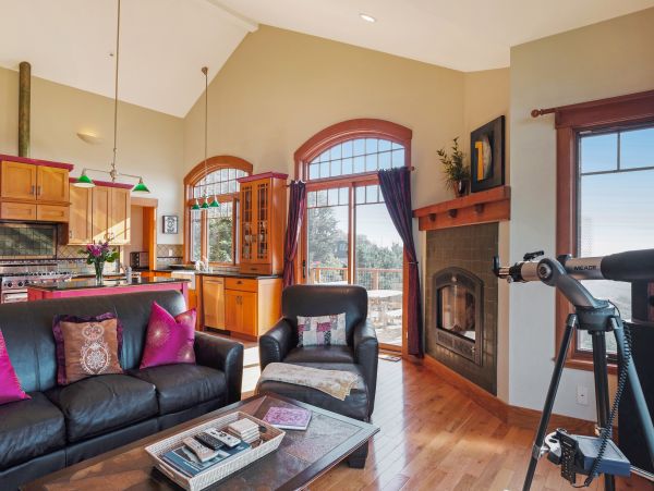 Sonoma County Home 984405