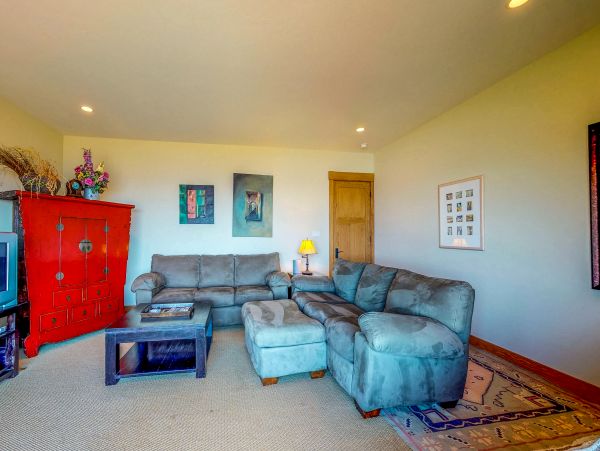 Sonoma County Home 984405