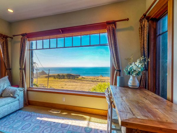 Sonoma County Home 984405