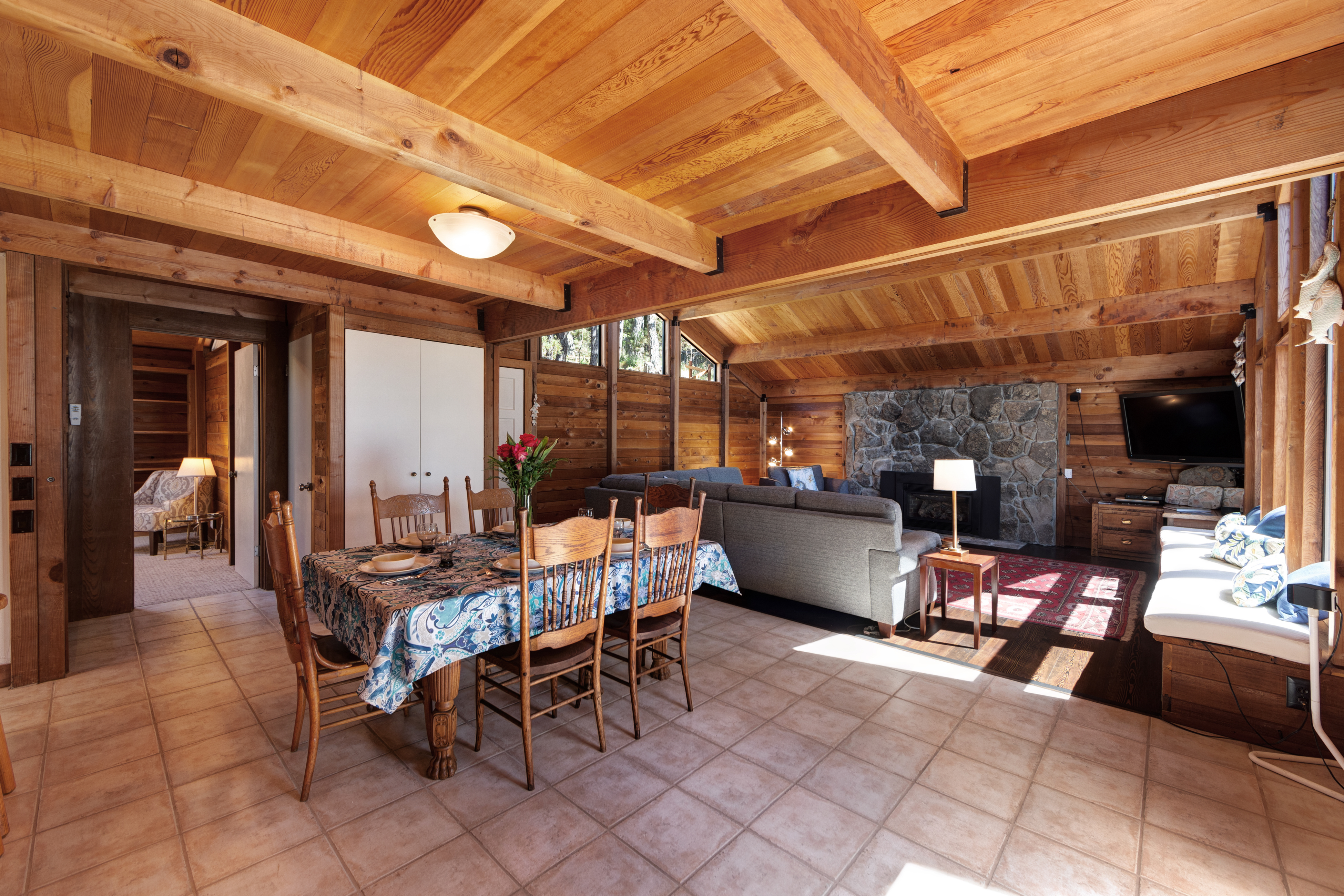 Sonoma County Home 984406