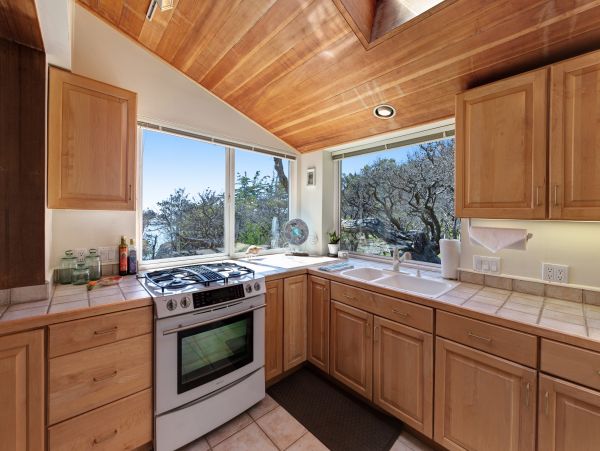 Sonoma County Home 984406