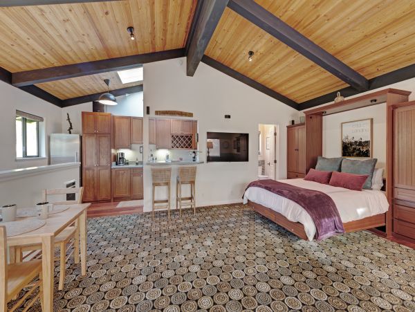 Sonoma County Home 984408