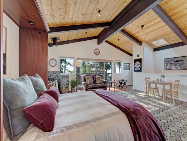 Sonoma County Home 984408