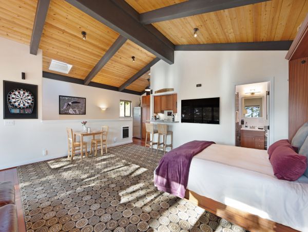 Sonoma County Home 984408