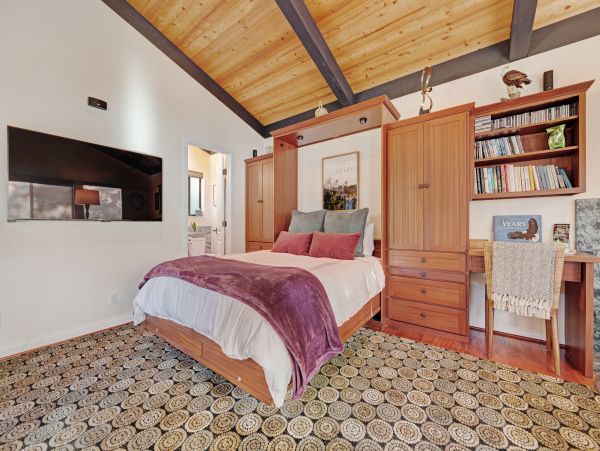 Sonoma County Home 984408