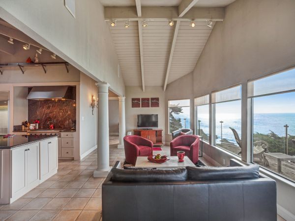 Sonoma County Home 984409