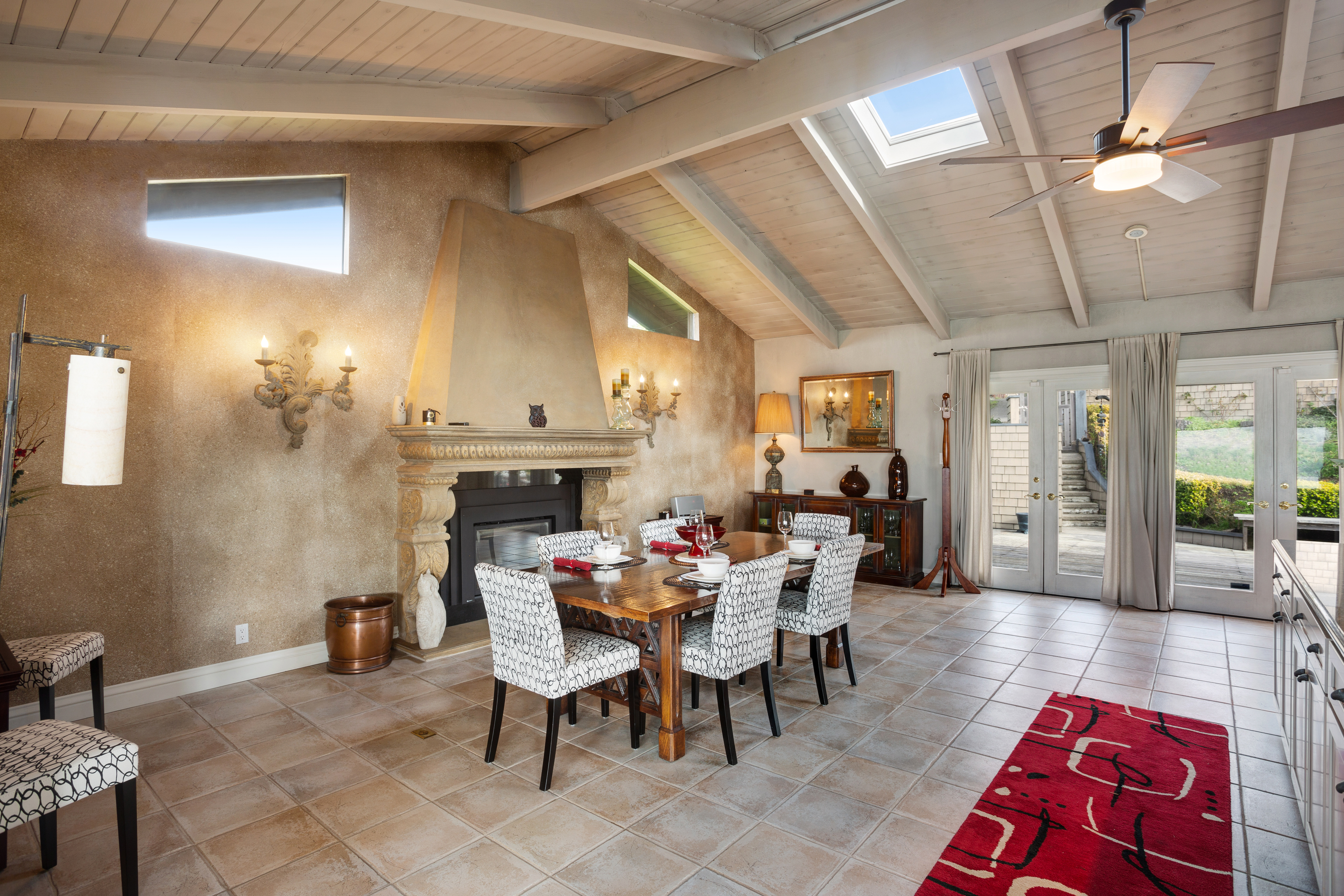 Sonoma County Home 984409