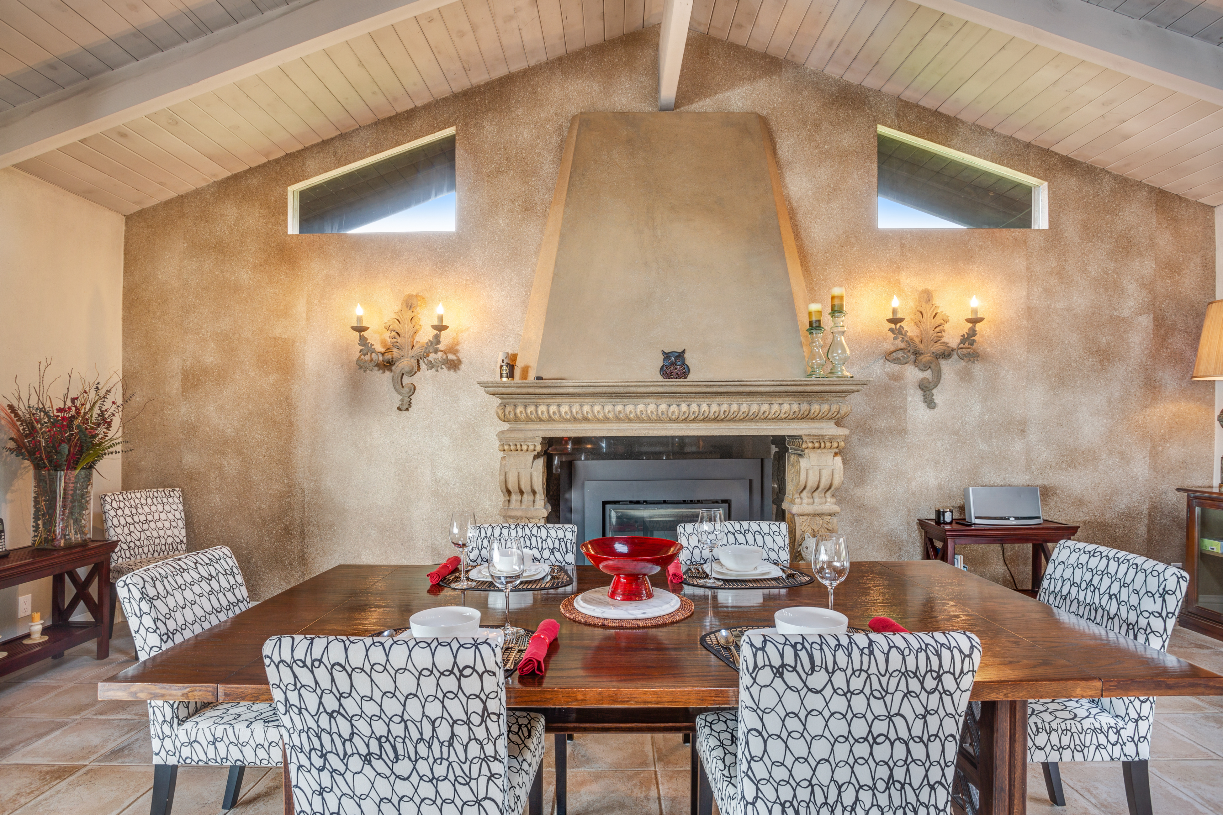 Sonoma County Home 984409
