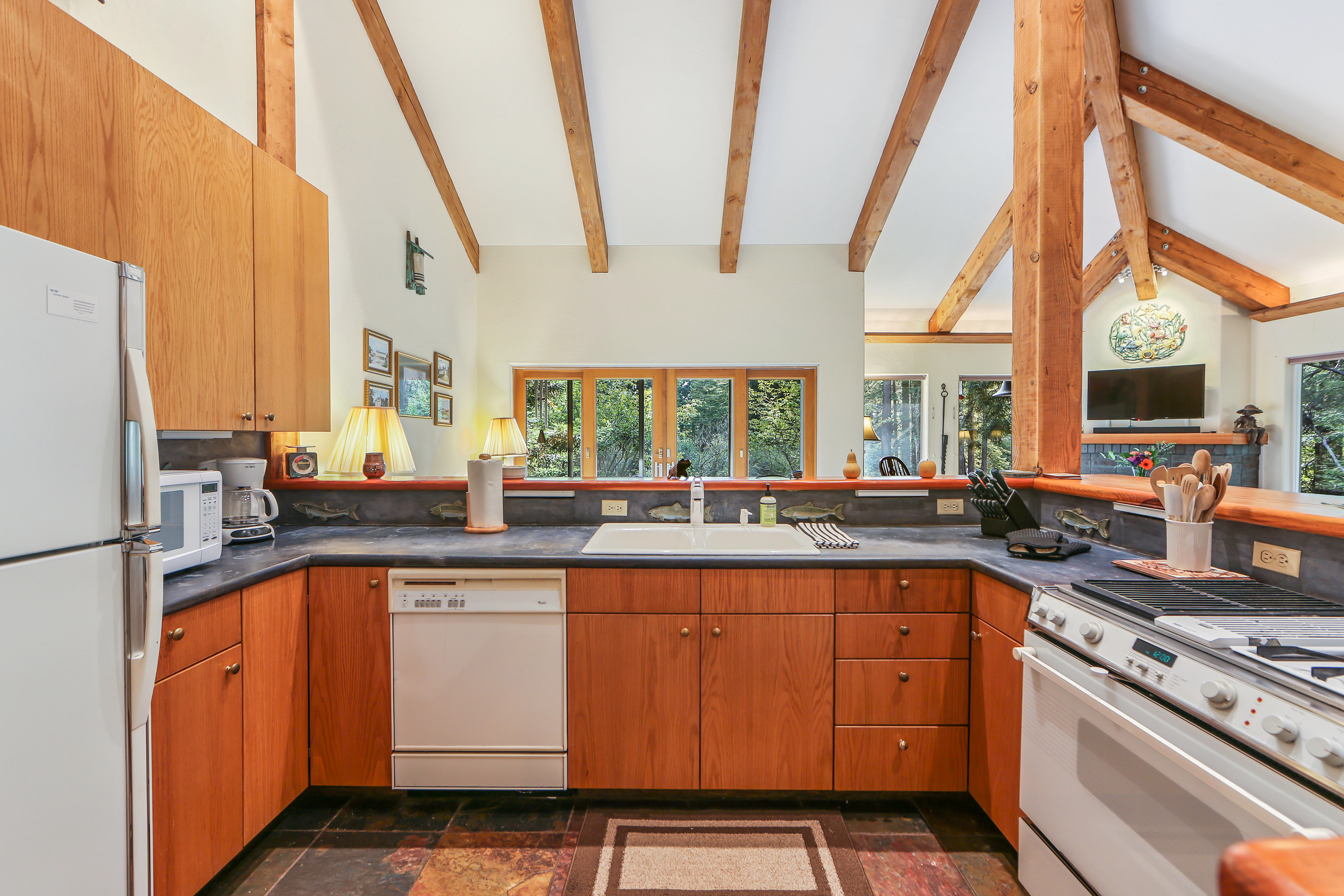 Sonoma County Home 984410