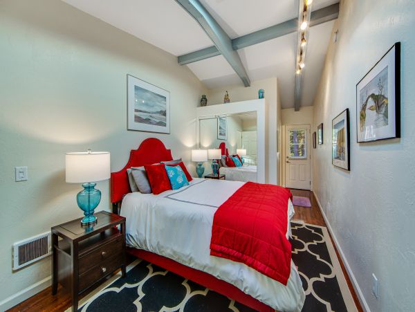 Sonoma County Home 984414