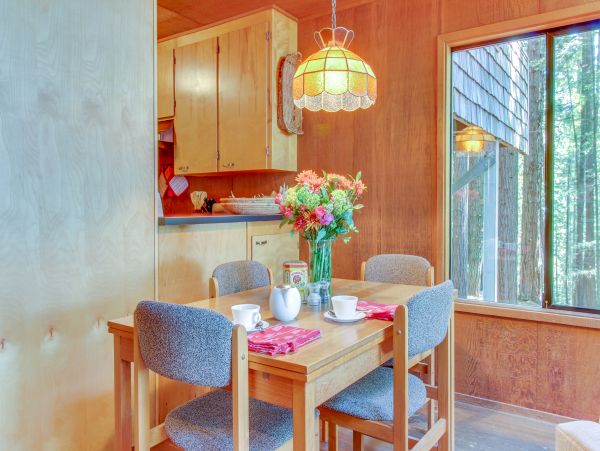 Sonoma County Home 984415