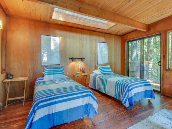 Sonoma County Home 984415