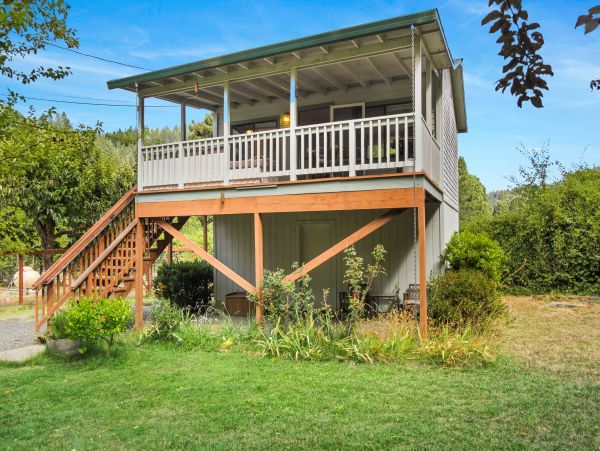 Sonoma County Home 984417