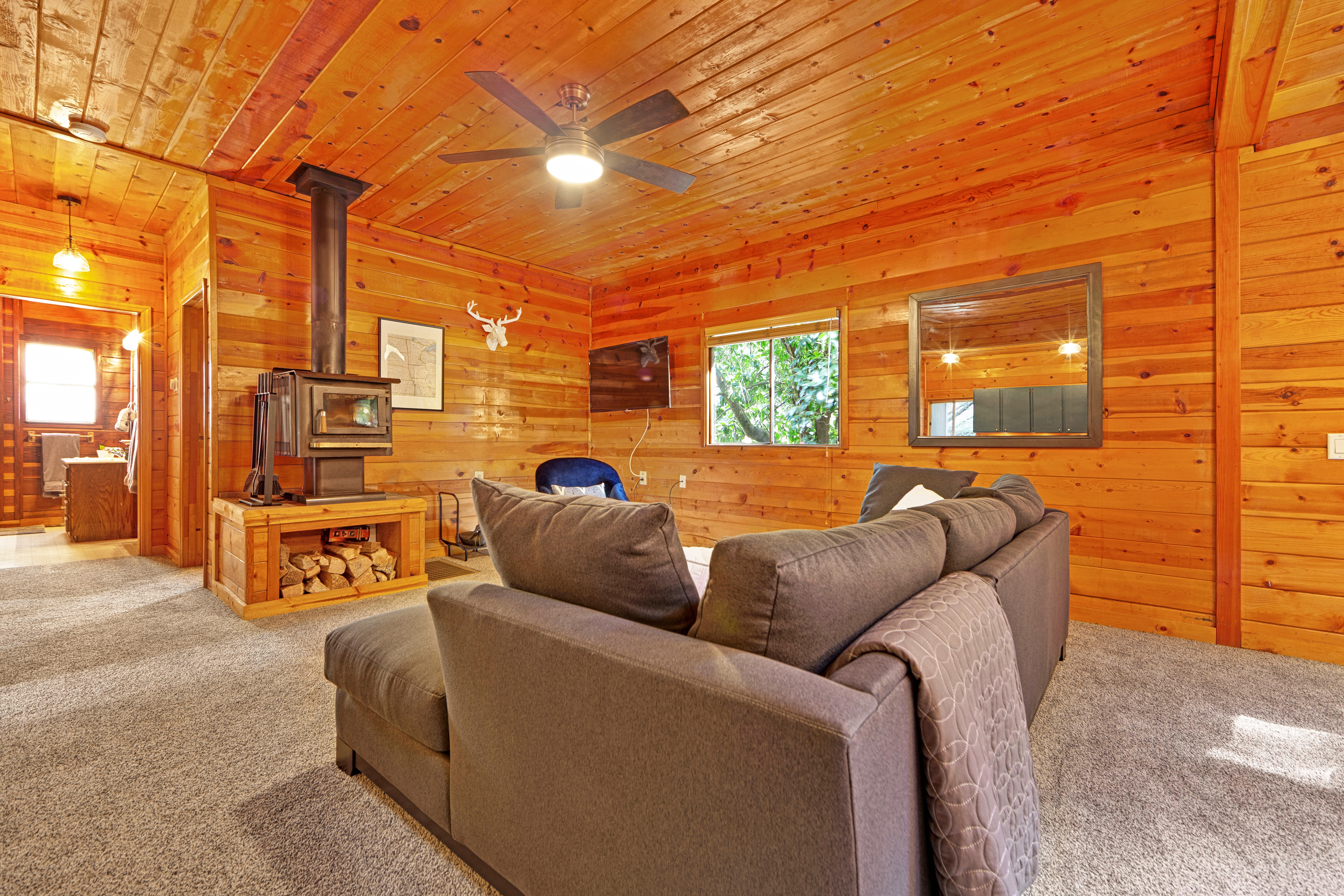 Sonoma County Home 984418