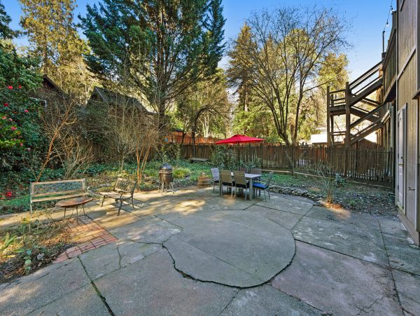 Sonoma County Home 984418