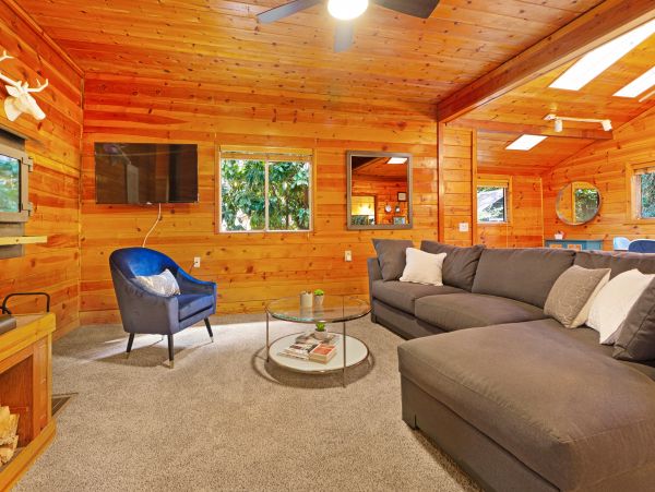 Sonoma County Home 984418