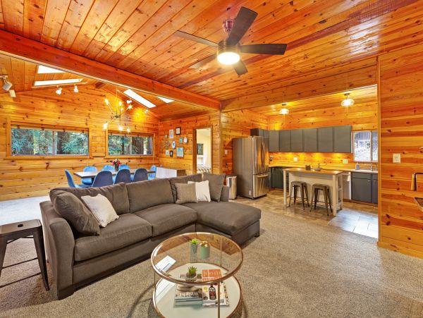 Sonoma County Home 984418