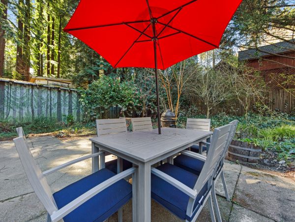 Sonoma County Home 984418