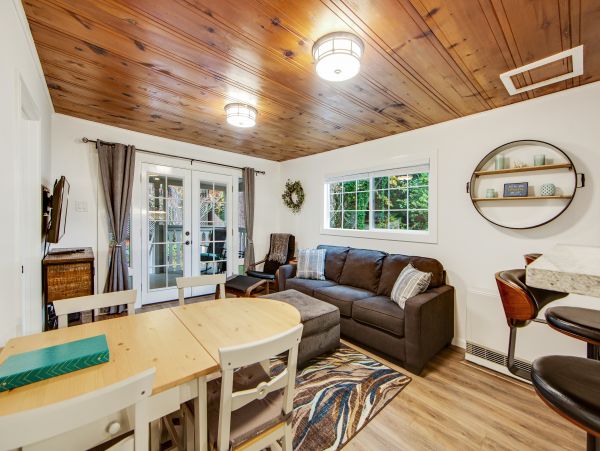 Sonoma County Home 984420