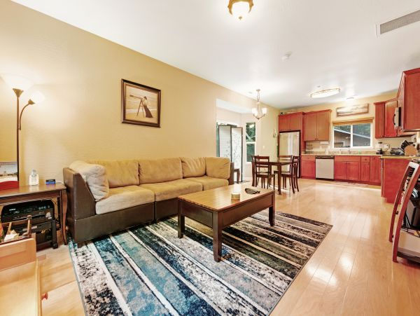 Sonoma County Home 984421