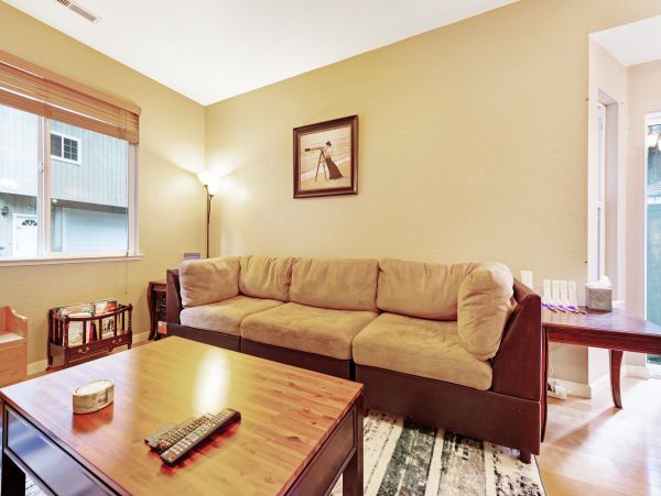Sonoma County Home 984421