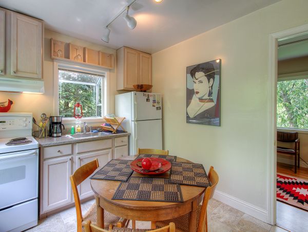 Sonoma County Home 984422