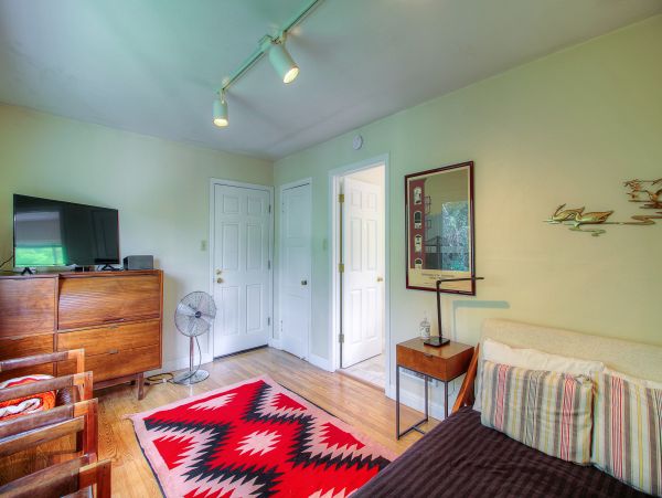 Sonoma County Home 984422