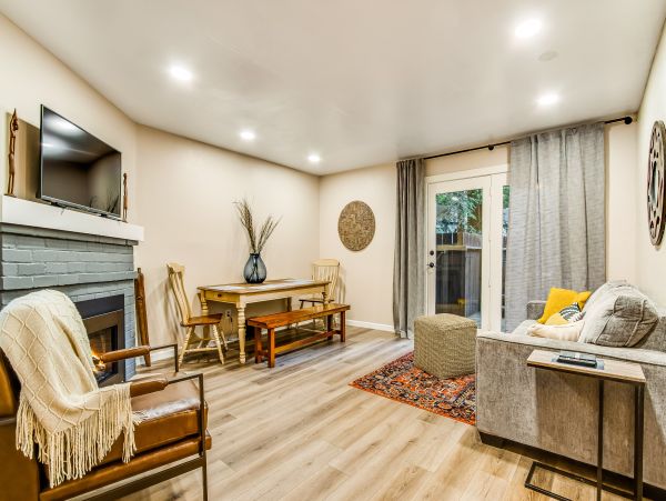 Sonoma County Home 984423