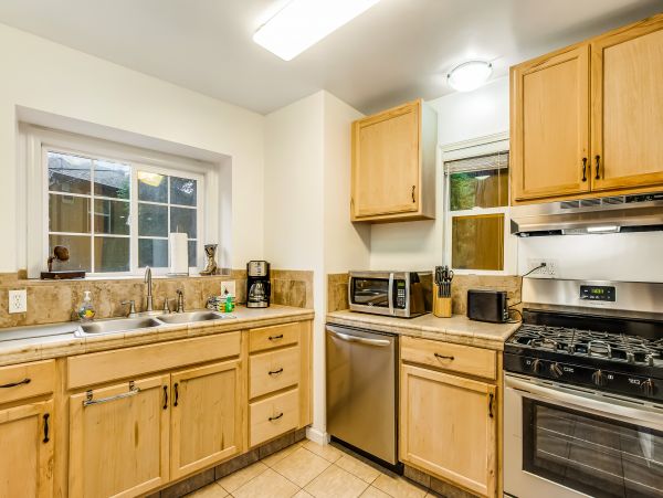 Sonoma County Home 984423