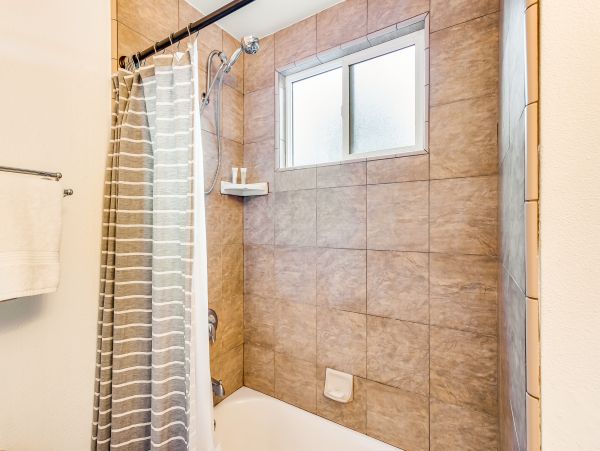 Sonoma County Home 984423