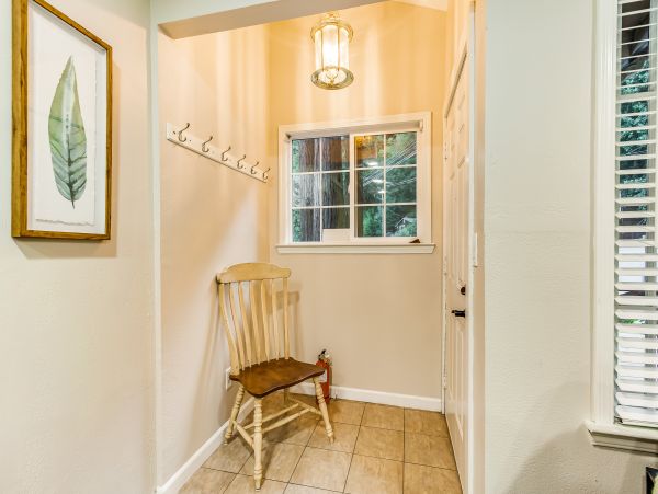 Sonoma County Home 984423