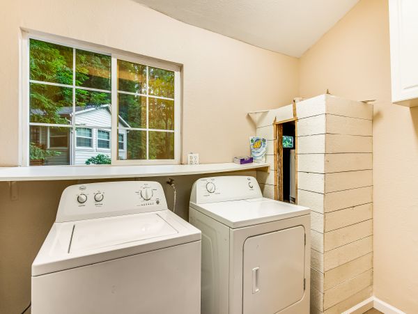 Sonoma County Home 984423