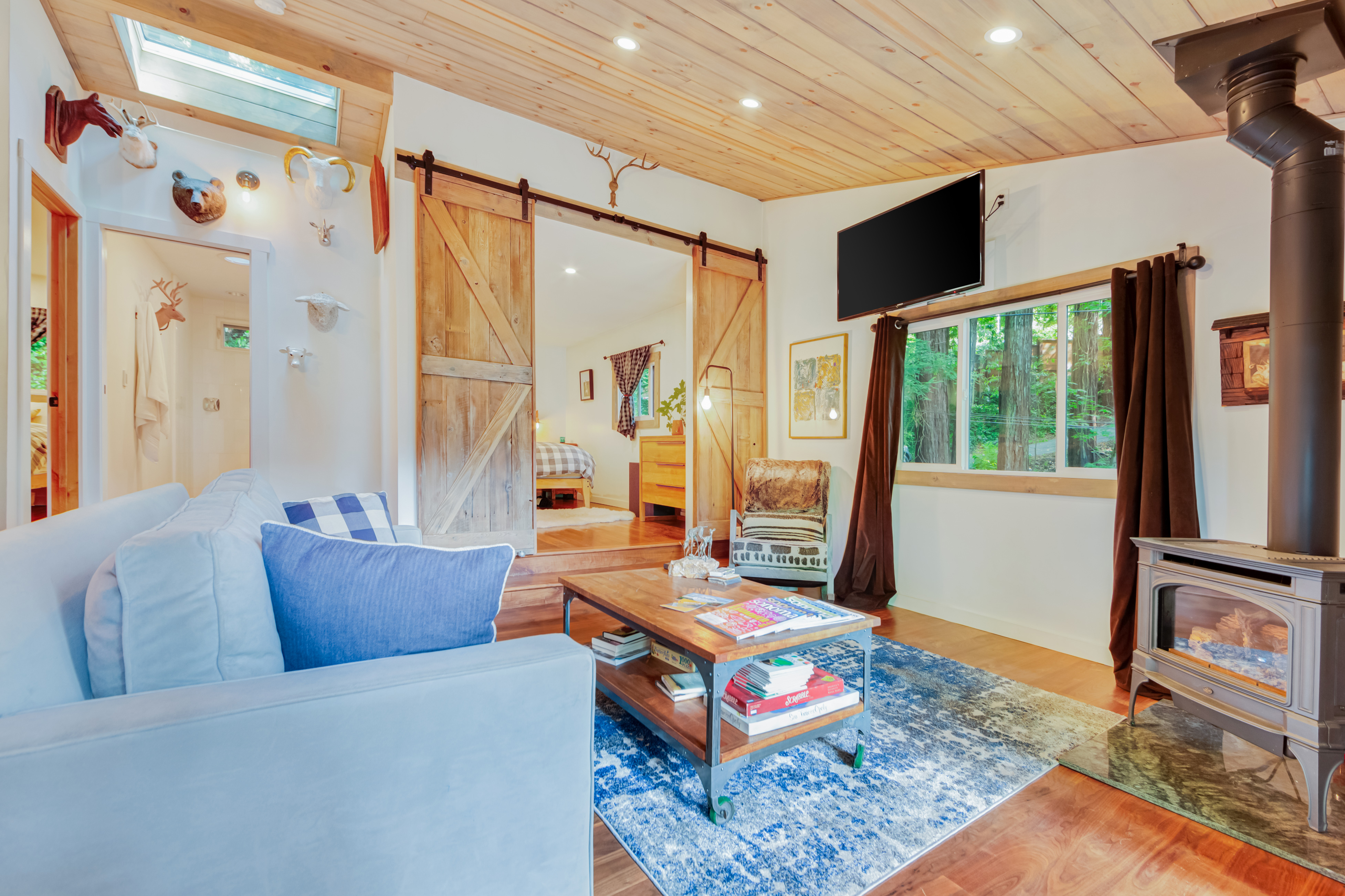 Sonoma County Home 984424