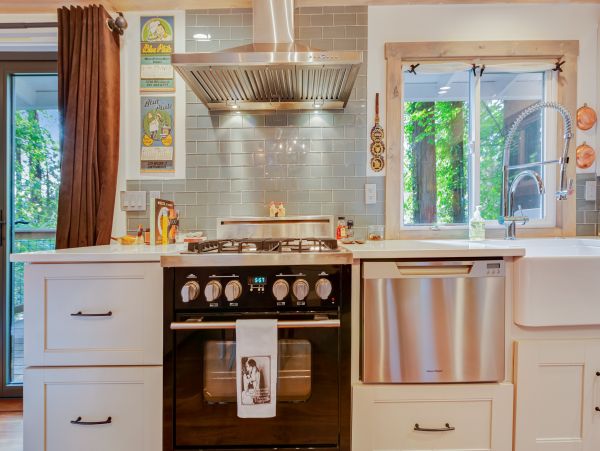 Sonoma County Home 984424