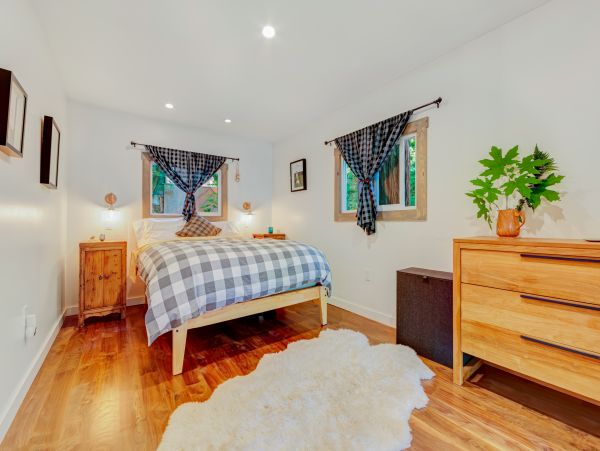 Sonoma County Home 984424