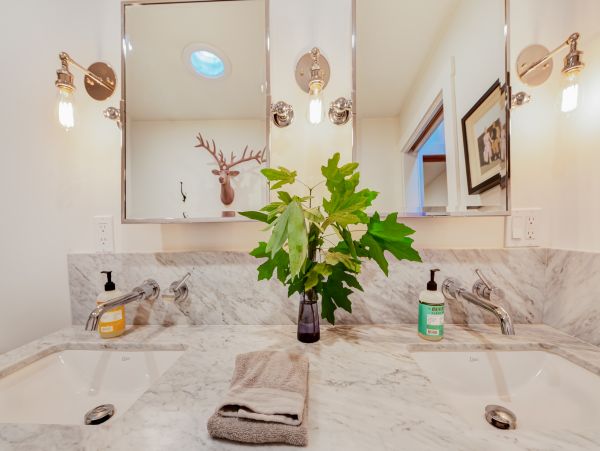 Sonoma County Home 984424
