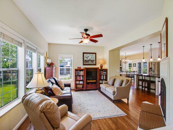 Sonoma County Home 984425