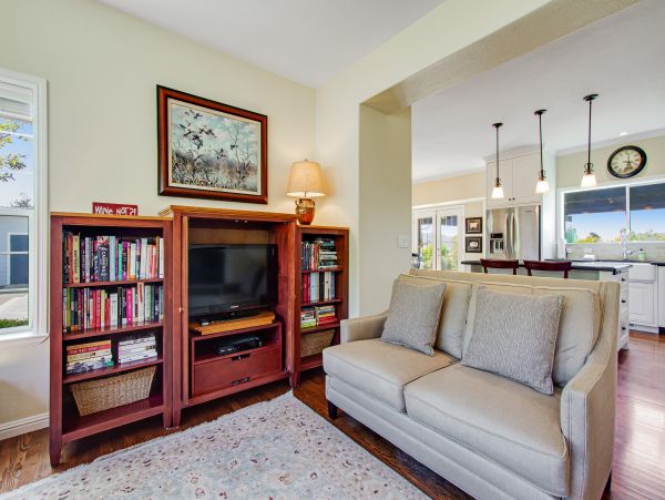 Sonoma County Home 984425