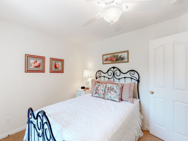Sonoma County Home 984425