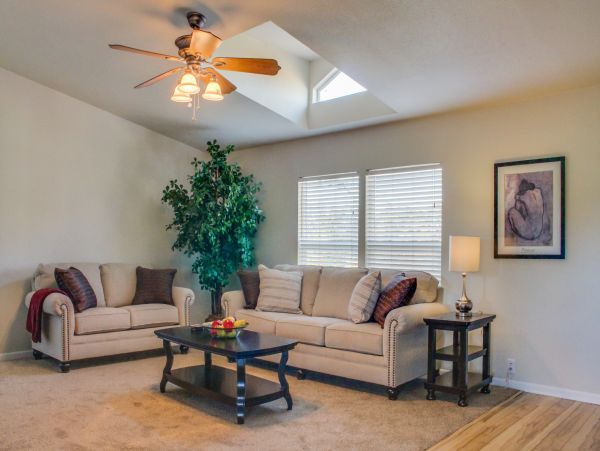 Sonoma County Home 984426