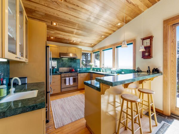 Sonoma County Home 984427