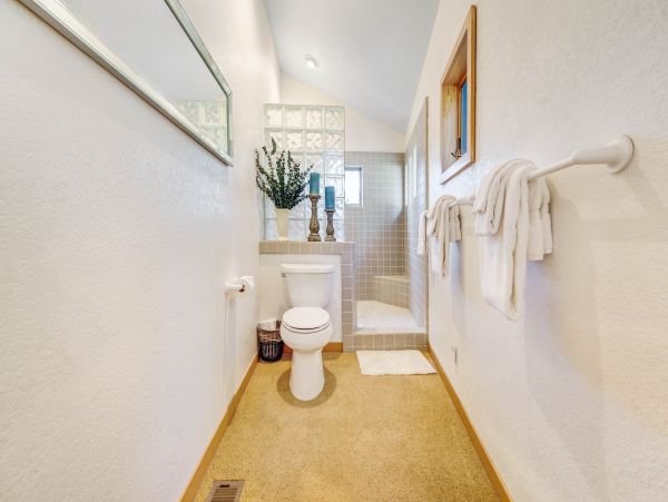 Sonoma County Home 984427