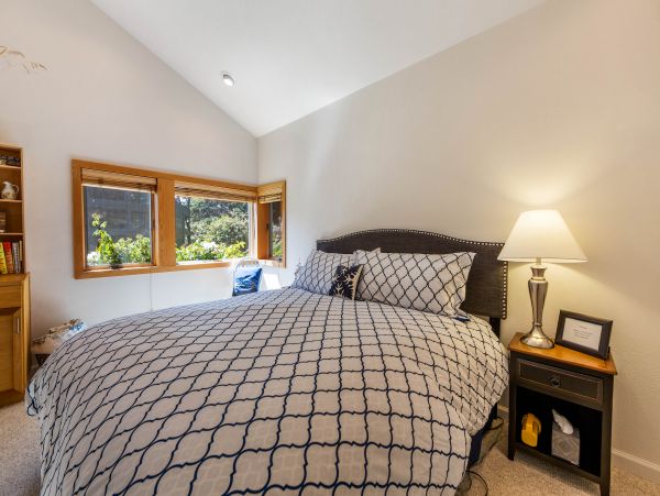 Sonoma County Home 984427