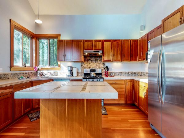 Sonoma County Home 984428