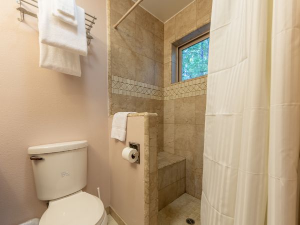 Sonoma County Home 984428